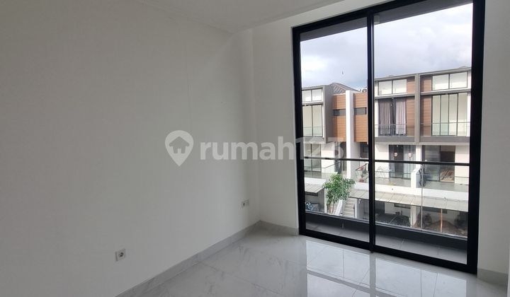 Rumah PIK GOLF ISLAND, Jakarta Utara, 3 Lantai, Uk.5x17, Badan Rumah PIK GOLF ISLAND, Jakarta Utara, 3 Lantai, Uk.5x17, Badan