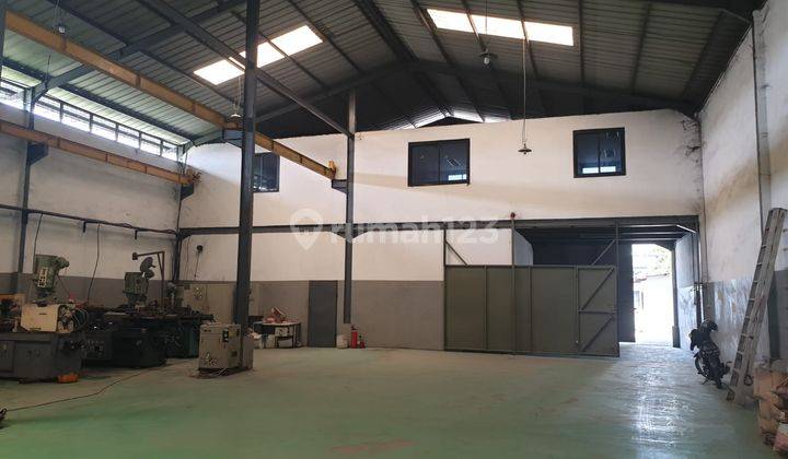 Gudang di Cibitung luas 1320 m Bagus ada office & mezaine di Cibitung dekat Citra Raya siap huni! 2
