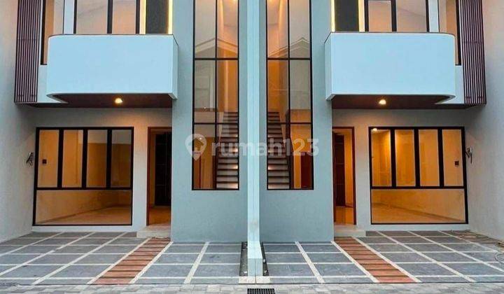 Rumah 2 Lt di Jagakarsa Lt 74 m2 lb 140 m2 ada 3 kt 3 km ada AC, bisa KPR / cash, nego yuk sampai deal!  1