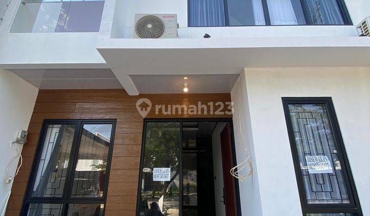 Rumah 2 Lt Mewah 7 X 23 M2 Di Citra Garden Puri Ada 4+1 Kt 3+1 Km Full Furniture Cantik Tinggal Bawah Koper Aja, Siap Huni Siap Di Survei Nego Yuk!!  1