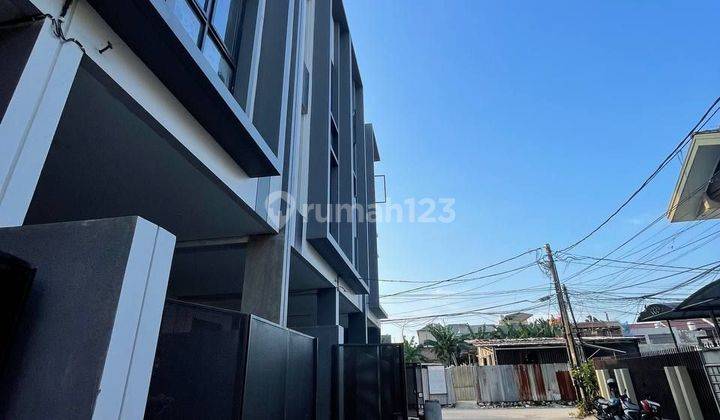 Rumah Baru 3 Lt Di New Duri Kepa Shm Hadap Timur Lt  55 M2 Lb 144 M2 Ada 3+1 Kt 4+1 Km Unfurnished Siap Di Survei Siap Huni!! Nego Yuk Sampai Deal!!  2