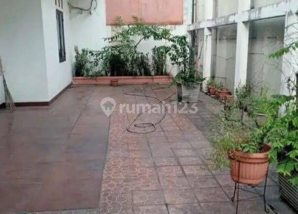 Bangunan Ex Showroom Cocok Untuk Bengkel di Jatibening, Bekasi 3