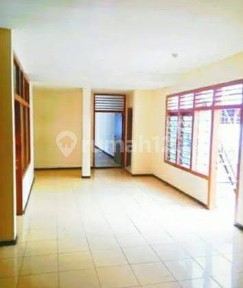 Rumah Lokasi Strategis Cocok Untuk Kantor di Senen 1