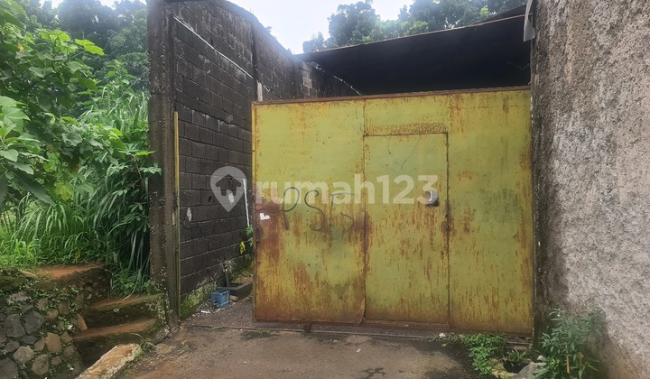 Strategic Warehouse Near Main Roads in Bogor City