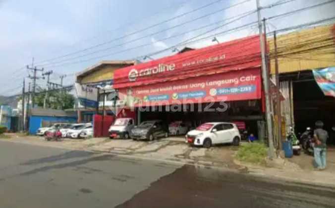 Strategic Ex-Showroom Building on Sultan Agung Street, Bekasi