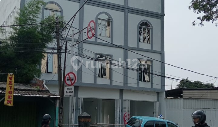 Ruko Brand New Strategis Di Pasar Rebo, Jakarta Timur