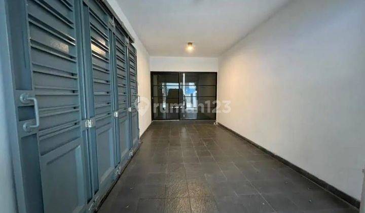 Rumah Sangat Dekat Dari Jl. Jend Sudirman Cocok Untuk Kantor 2