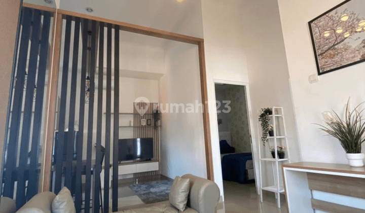 Rumah Dekat Tangerang Selatan Mewah & Elegan  5