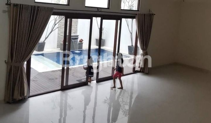 RUMAH MEWAH 3 Lantai Full Furnished  BANJAR WIJAYA SINAR MAS LAND TANGERANG  2