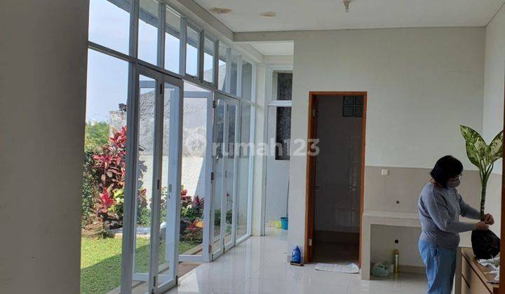 Sewa Rumah / Villa dekat Setiabudi 1