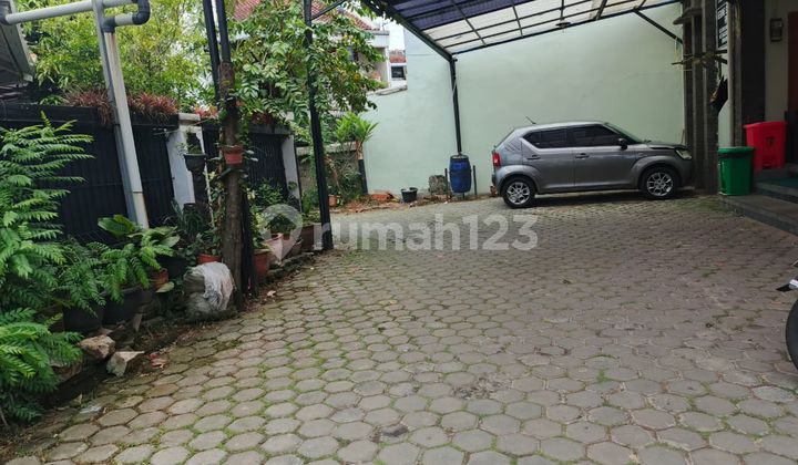 DISEWAKAN RUMAH HOOK SIAP HUNI DI ANTAPANI JL. BANJARSARI RUMAH LUAS DAN NYAMAN COCOK UNTUK TEMPAT TINGGAL MAUPUN KANTOR LOKASI STRATEGIS DAN NYAMAN  2