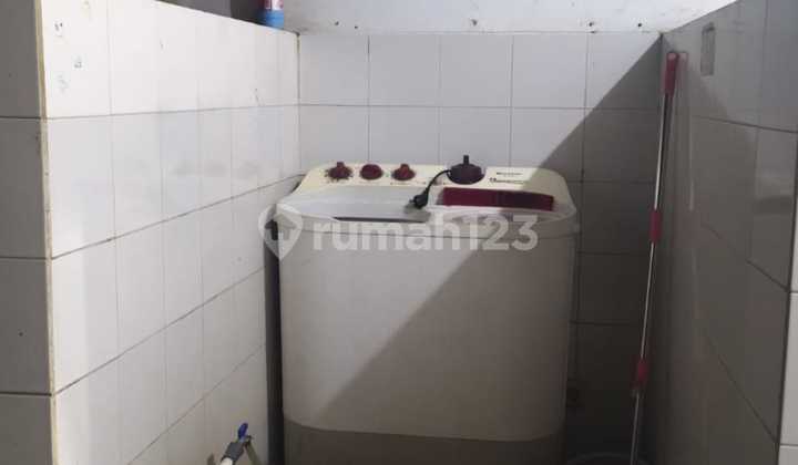 FOR RENT: HOUSE IN CIMAHI UTARA HOUSING COMPLEX NEAR CIMAHI SQUARE, SERENE AND COMFORTABLE RESIDENCE