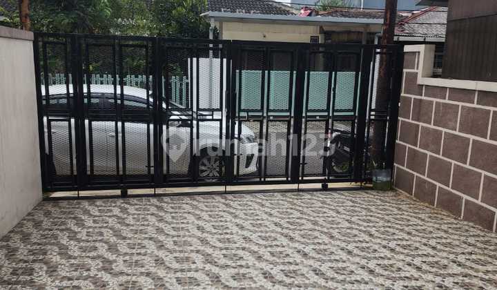 Disewakan Rumah Baru 2 Lantai di Sayap Buah Batu Hunian Nyaman Siap Huni Lingkungan Aman dan Strategis Disewakan Rumah Baru 2 Lantai di Sayap Buah Batu Hunian Nyaman Siap Huni Lingkungan Aman dan Strategis