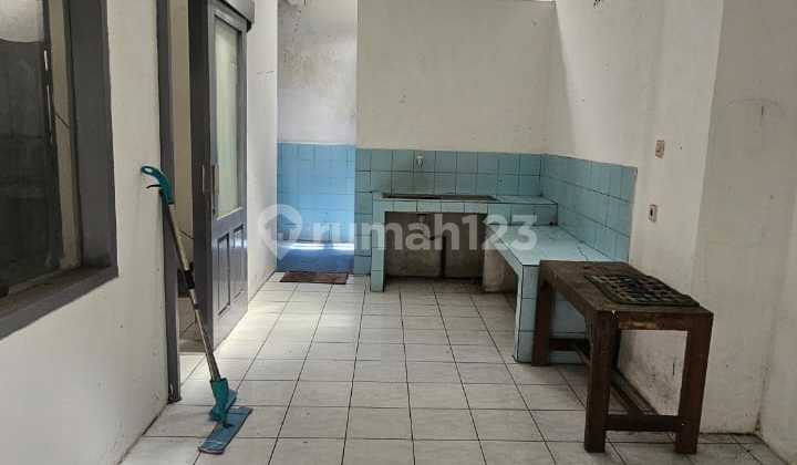 FOR RENT LARGE 2-STORY SHOPHOUSE (2 SHOPHOUSES COMBINED INTO 1) CITEUREUP CIMAHI SUITABLE FOR BUSINESS SPACE STRATEGIC AND BUSY LOCATION *** 2