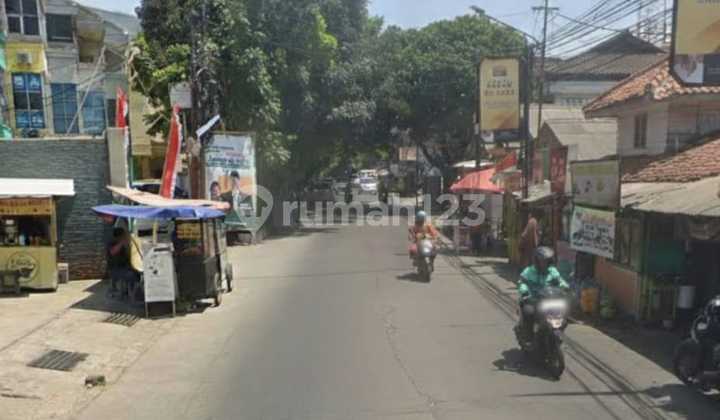 For Sale 1-Story Shop House Ex Mini Market in Babakan Sari, Kiaracondong, Bandung. Prime roadside location ideal for business premises. 2