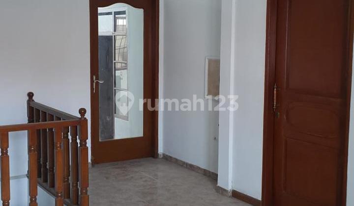 FOR SALE: 2-STORY HOUSE IN GRIYA BANDUNG ASRI, COMFORTABLE AND READY-TO-OCCUPY RESIDENCE