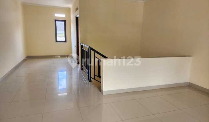 Disewakan Rumah Baru 3 Lantai di Turangga Bandung Hunian Nyaman Siap Huni Lingkungan Aman dan Strategis Akses Mudah 2