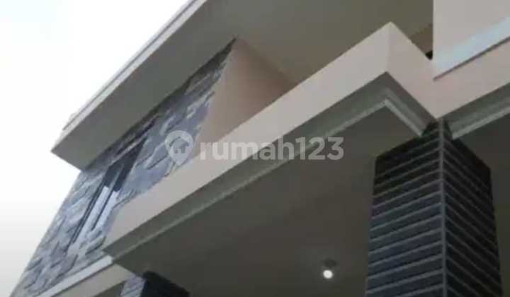 For Quick Sale: 2-Story Move-In Ready House in Kopo Permai Bandung, Comfortable Living and Strategic Location 2