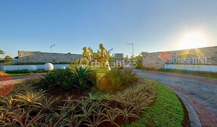 Rumah Mewah Minimalis Modern Di Kawasan Golf Club Padivalley 2