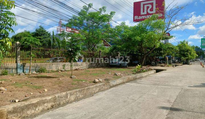TANAH DATAR SATU PAGAR SAMPING M-ToS MENGGIGIT JALAN POROS UTAMA 1
