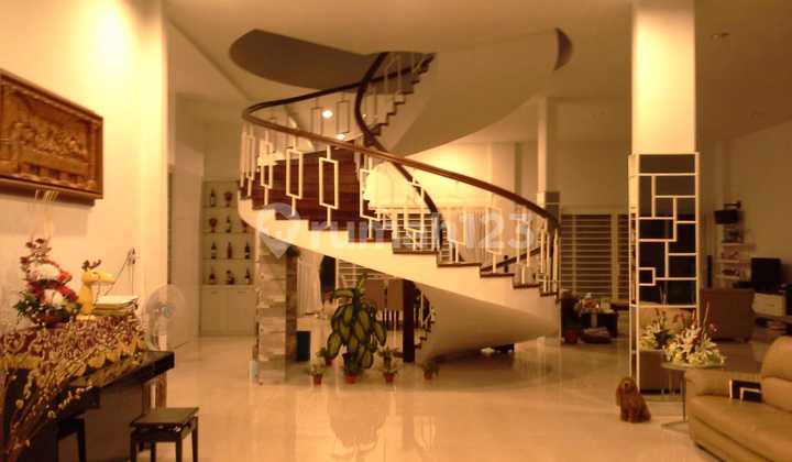 Villa di Komplek Royal Sumatera ( Golf View ) Villa di Komplek Royal Sumatera ( Golf View )