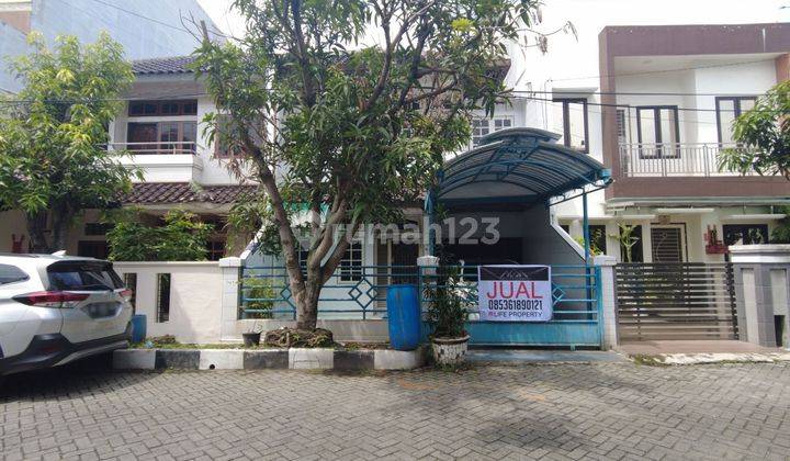 Villa Di Komplek Jati Mas Jalan Perintis Kemerdekaan 1