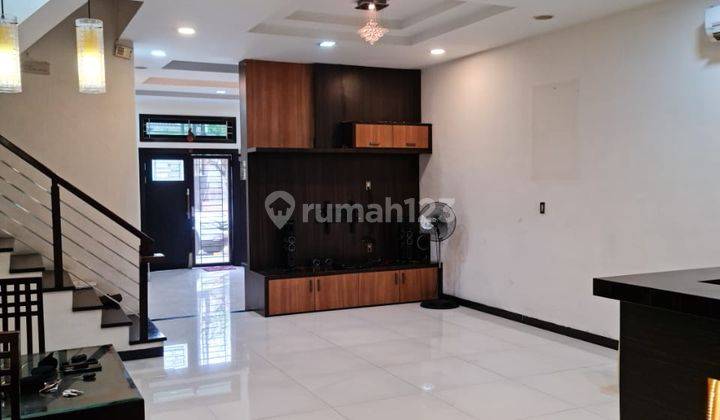 Villa Di Jalan Sultan Hasanuddin Iskandar Muda 2