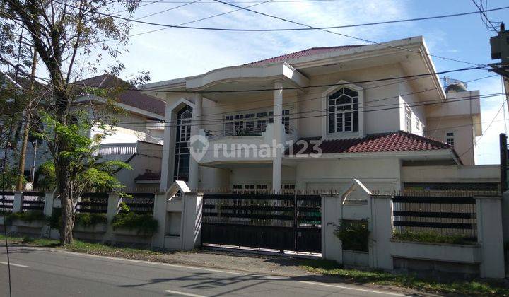 Villa di Jalan Multatuli Sebelum Haji Misbah 1