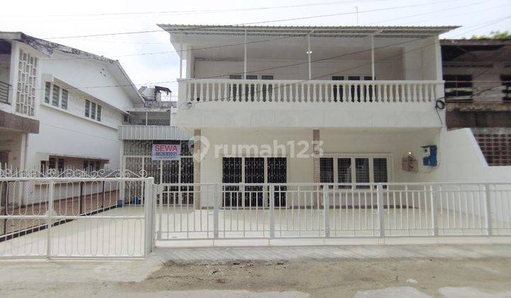 Villa di Jalan Kartini Dalam 1