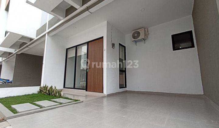 Villa di Komplek Casamigo Residence Jalan Persatuan Kapten Muslim 2