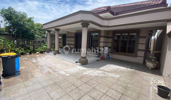 Rumah di Komplek Tvri Jalan Jamil Lubis 1