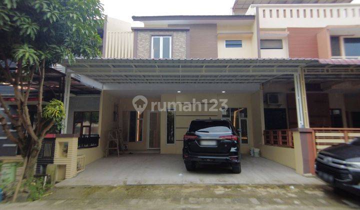 Villa Lux di Komplek Mutiara Residence 1