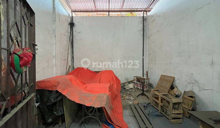 Ruko di Jalan Krakatau Depan Kasimura  13