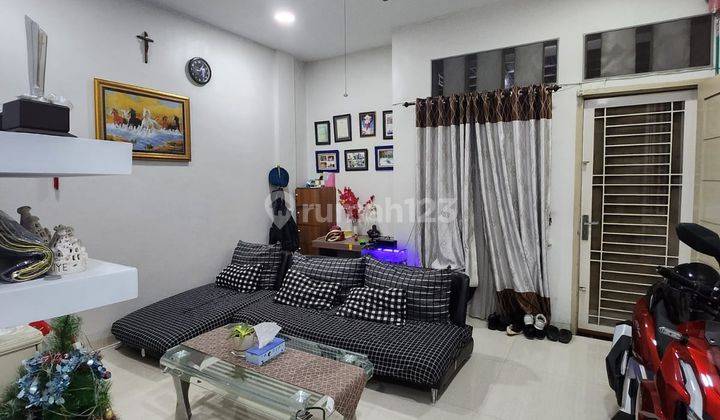 Rumah di Komplek Cengkeh Mas Jalan Bajak 2  2
