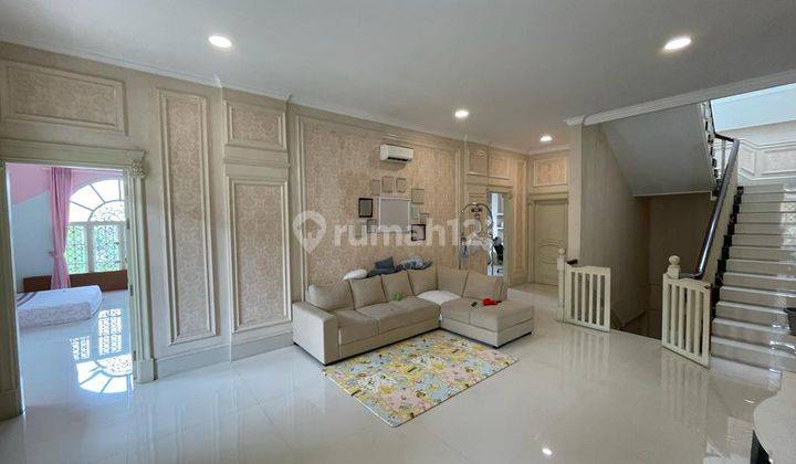 Villa Lux di Daerah Griya Riatur Jalan Jongkong 2