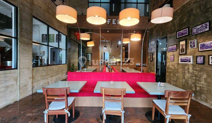 Villa di Jalan Juanda Dekat Imam Bonjol 2