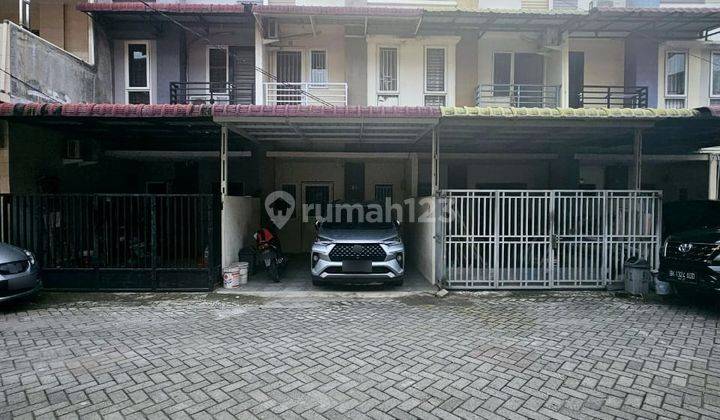 Rumah di Komplek Cendrawasih Townhouse Dekat Gatot Subroto  1