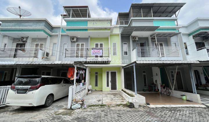 Rumah di Komplek The Suites 1 Jalan Bakti Luhur Asrama  1