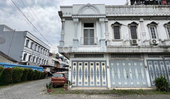 Rumah Hook di Komplek Bilal Prima 1