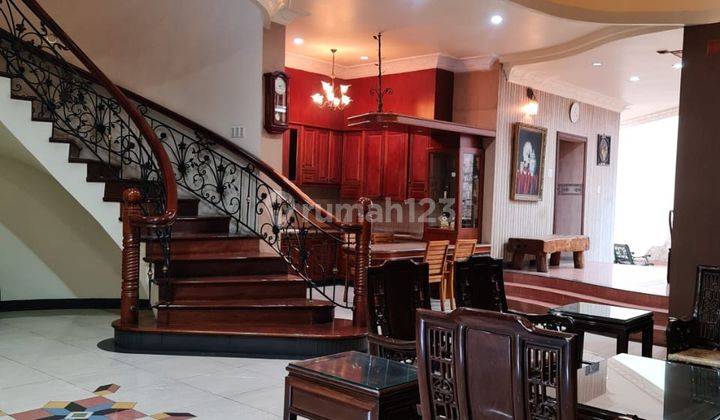 Villa di Komplek Griya Riatur Jalan Krisan 2