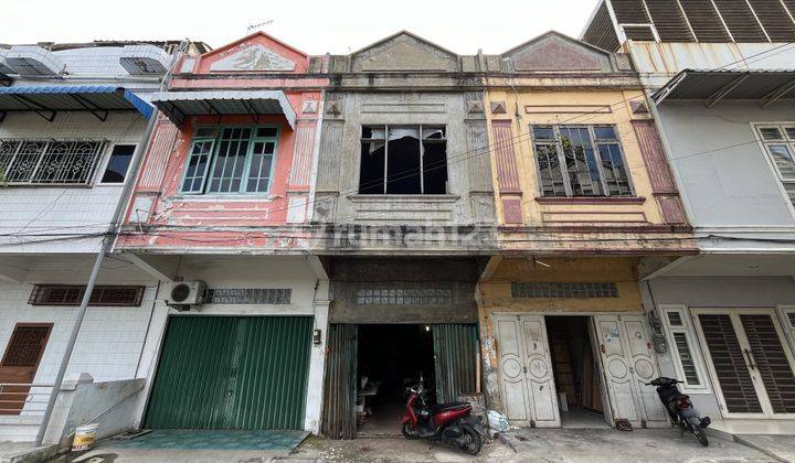 Rumah di Komplek Mados Prima Krakatau  1