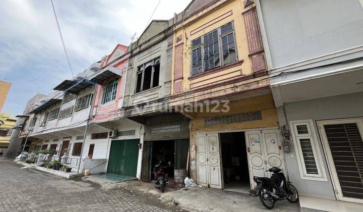 Rumah di Komplek Mados Prima Krakatau  2