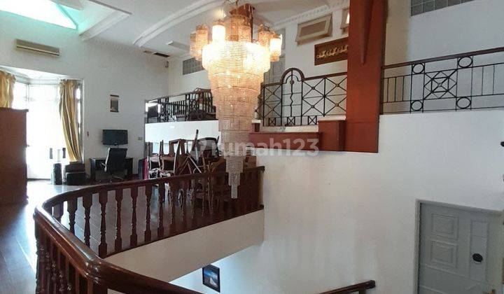 Villa Hook di Komplek Malibu Indah Jalan Boulevard  1