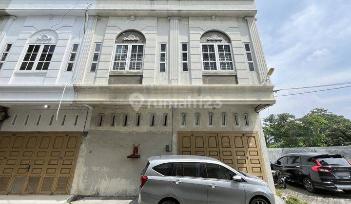 Rumah Gandeng Hook di Komplek Kopel Indah Katamso  1