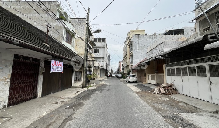 Old House / Land on Aceh Road ( Near Sumatra )
