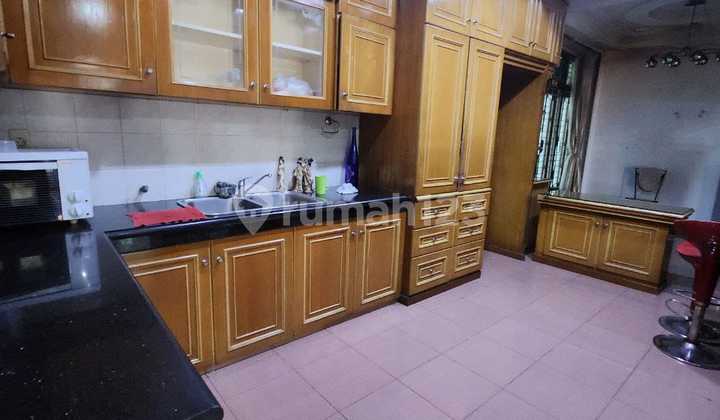 Villa di Jalan Tembakau Deli ( Balai Kota ) Villa di Jalan Tembakau Deli ( Balai Kota )