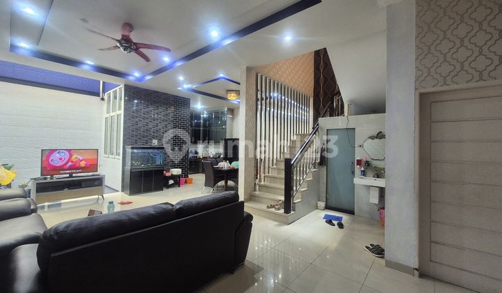 Villa in the Cemara Asri Complex (Azalea 4)