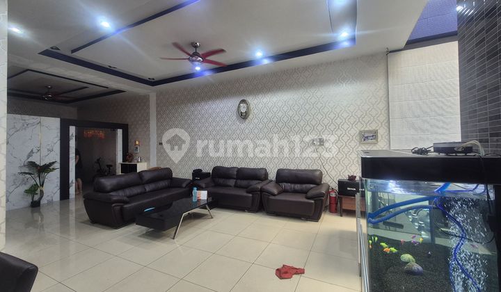 Villa in the Cemara Asri Complex (Azalea 4)