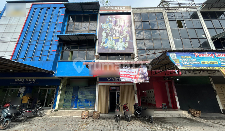 Shop House on Pancing Street (Near MMTC)