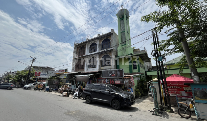 Shop house on Mandala Street (Pukat Banting 2 Intersection) 2